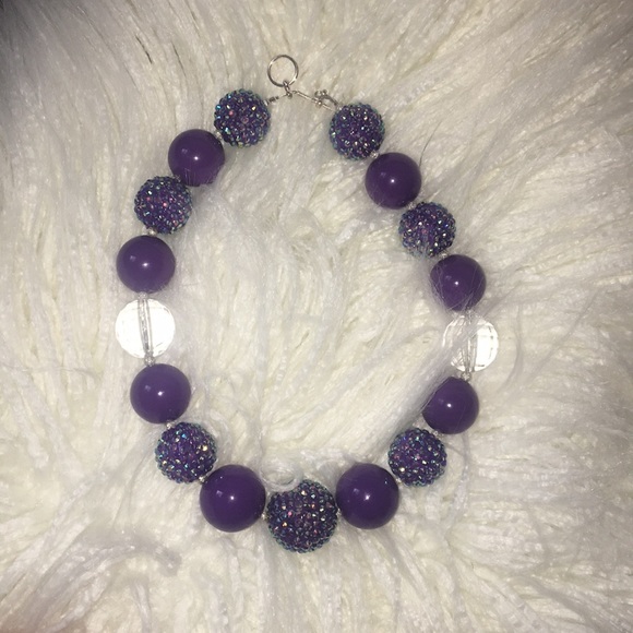 Necklaces - Picture 1 of 2